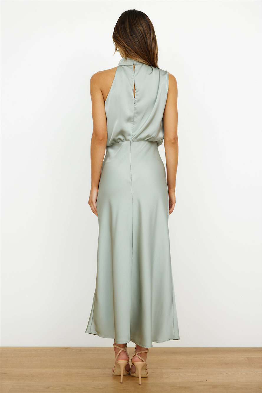 Claudiara | Elegantes Midikleid mit asymmetrischem Rundhalsausschnitt